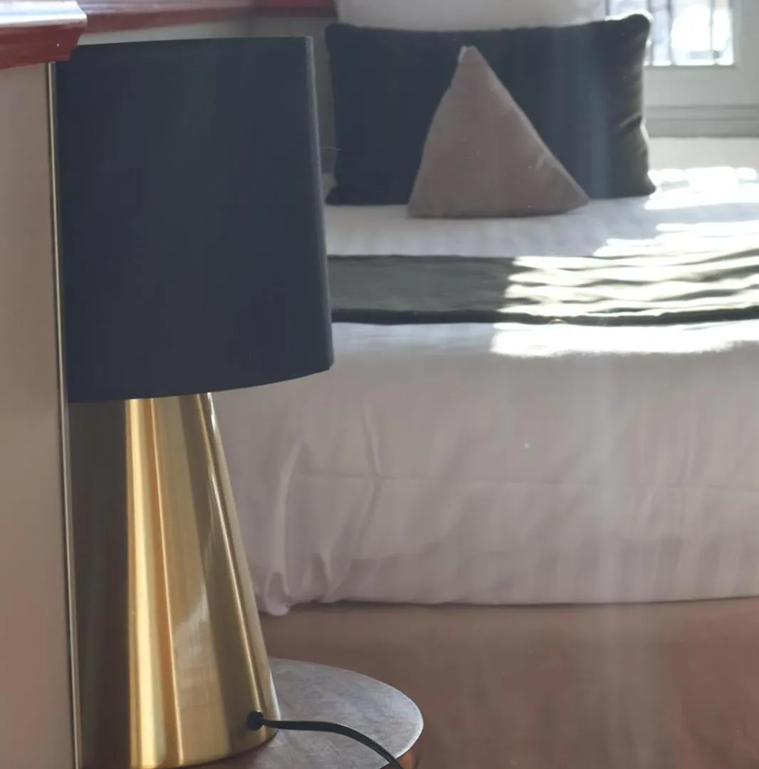 Otel Hotelo Lyon Charite